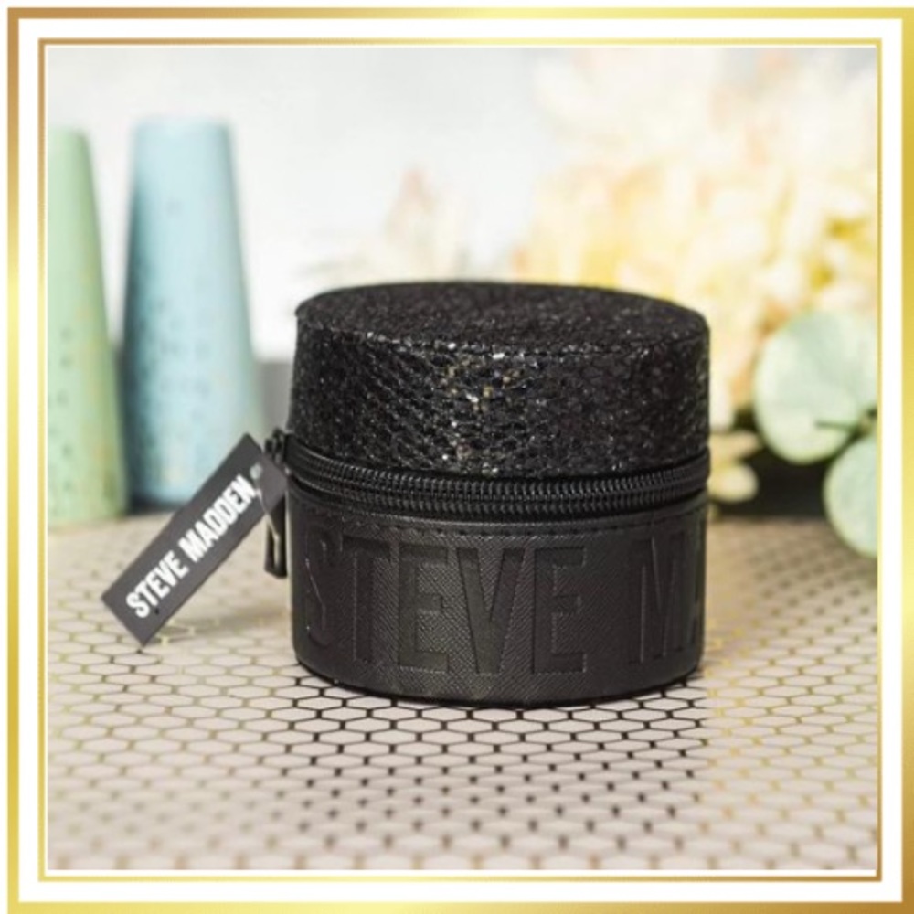 ❗️FINAL PRICE❗️STEVE MADDEN Round Shaped Jewelry Organizer W/ Velvet Inner Layer